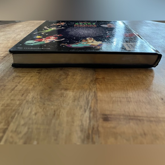 First Edition-Disney Scary Storybook Collection- Vintage 2003 Hardcover Book-EUC - Picture 9 of 11